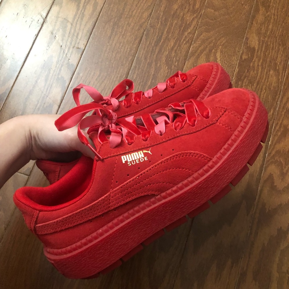 Puma Suede platform red sneakers